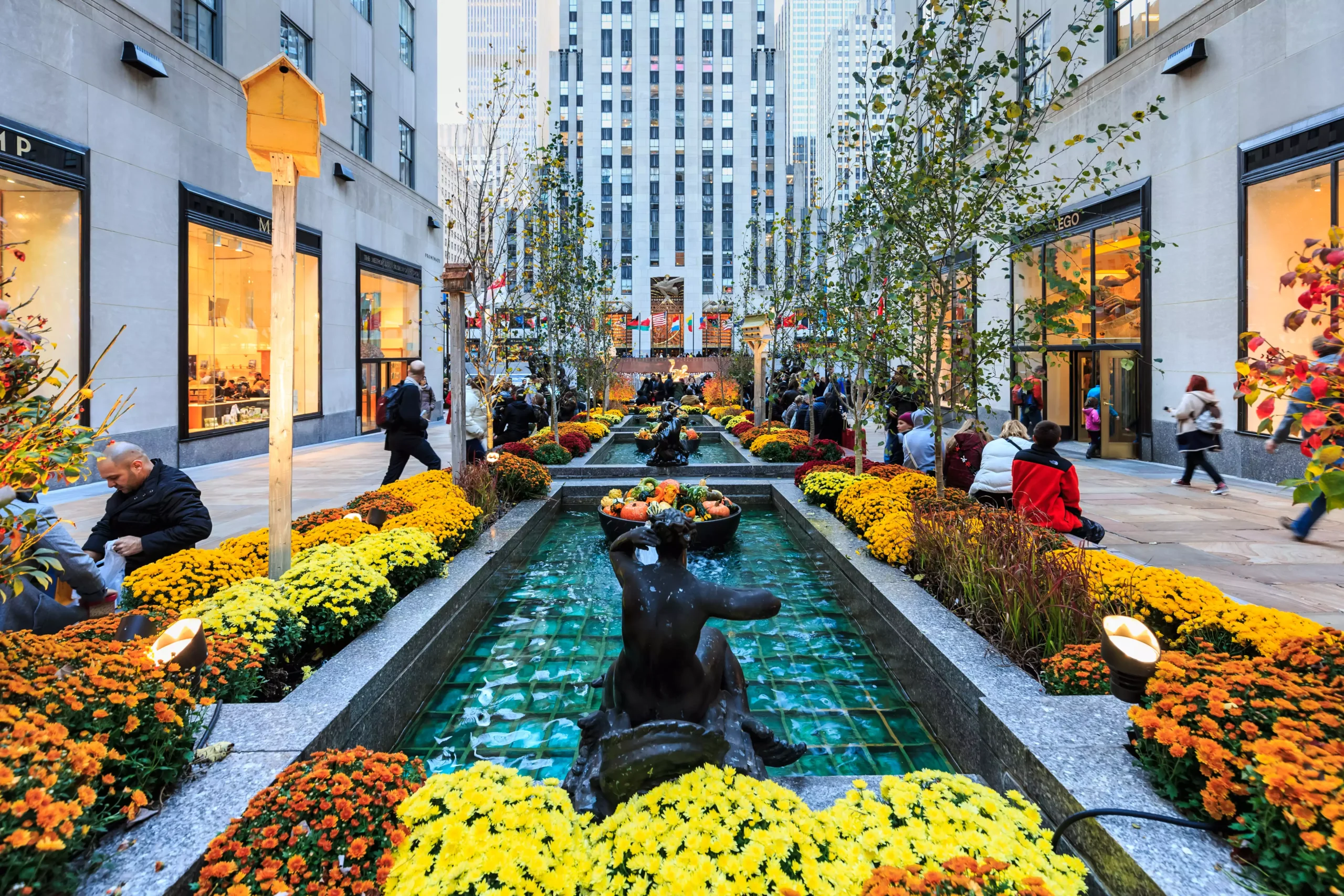 Wanderlust America: Exploring the Rockefeller Center