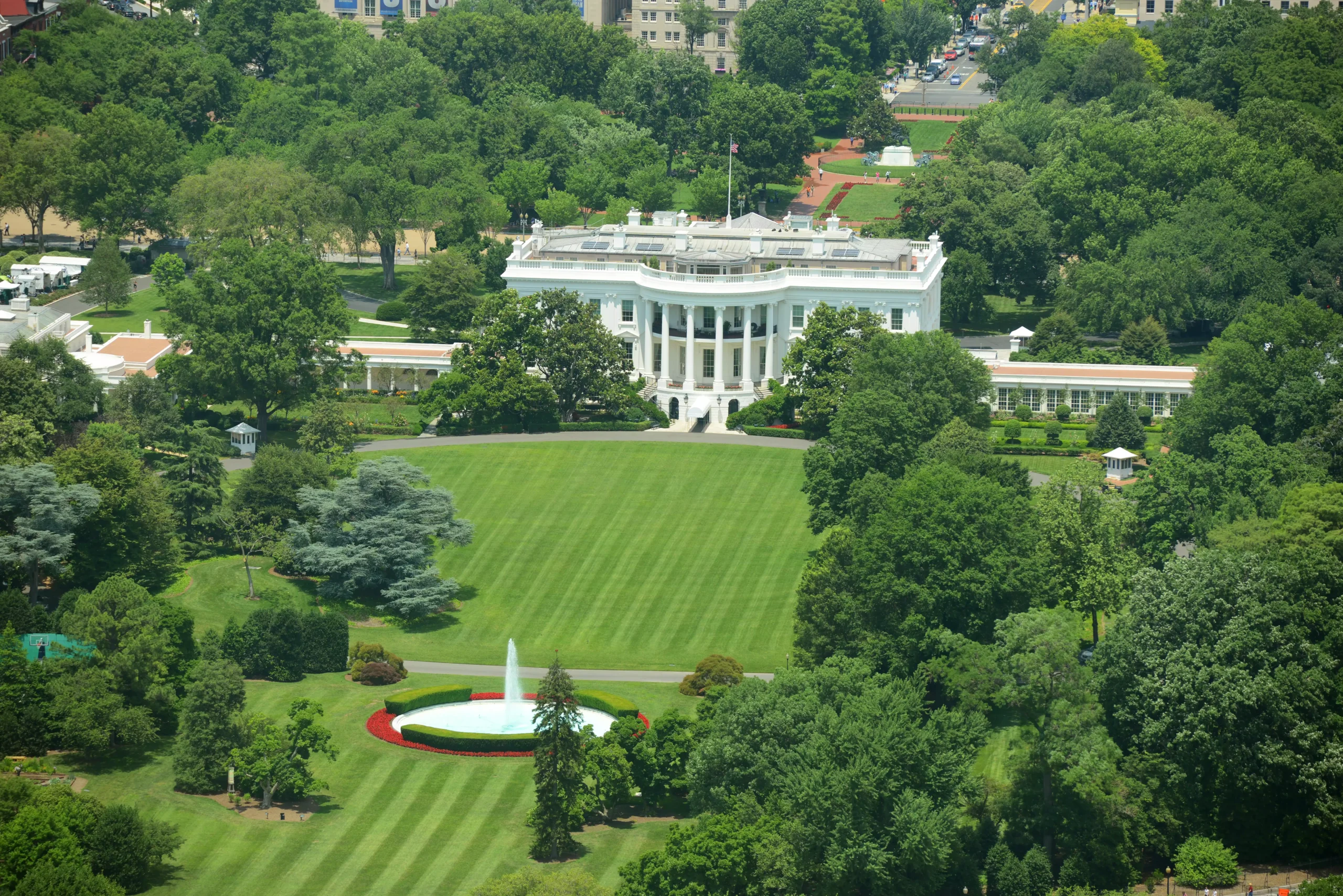 The White House Aerial View scaled