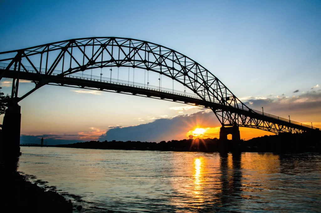 Cape-Cod-Sunrise-from-the-Bridge