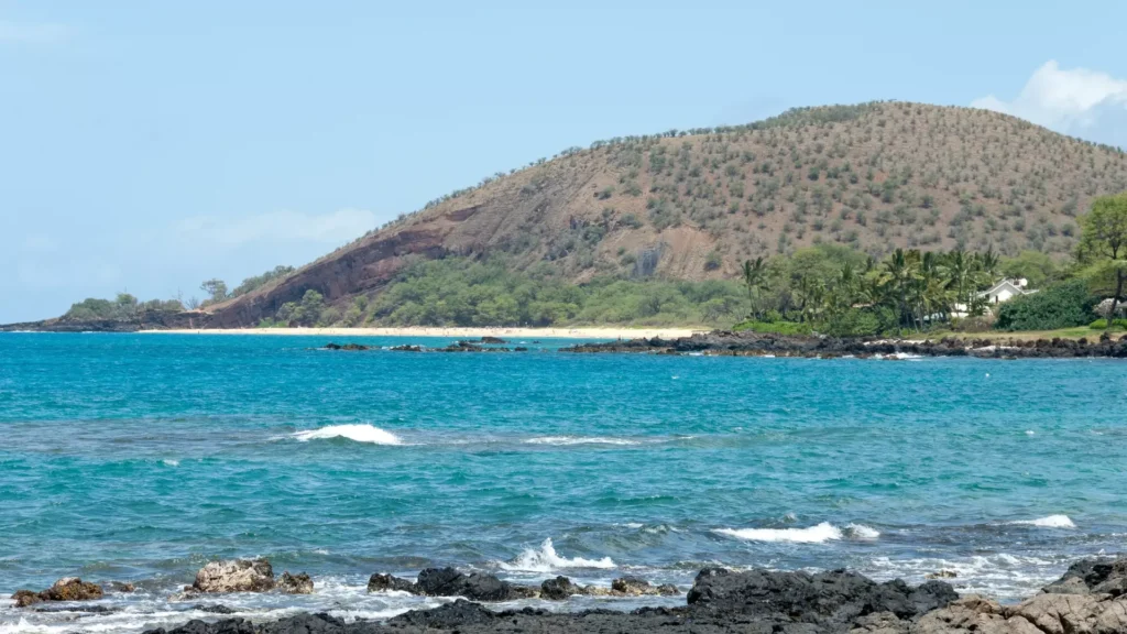 Hike-along-Puu-Ola-Cinder-Cone